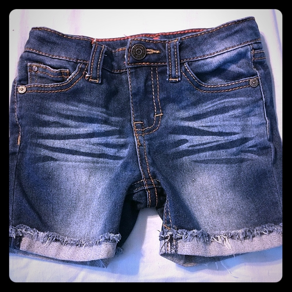 Lee's girl shorts